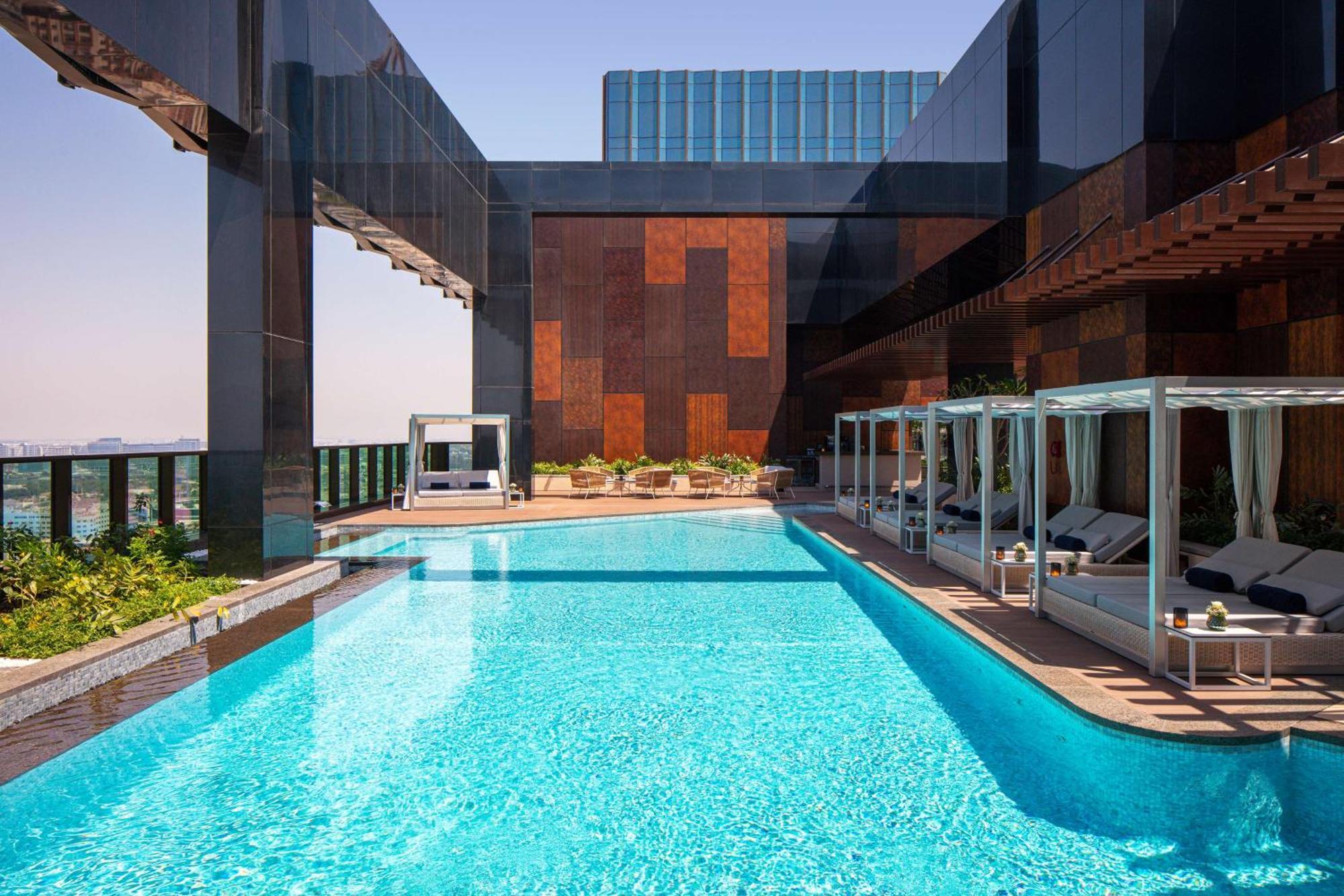 Doubletree By Hilton Dubai M Square Hotel & Residences Esterno foto